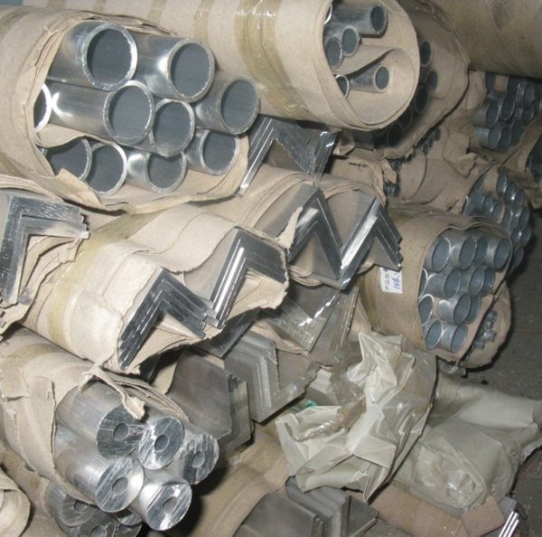 Aluminum Channel Packaged for Export